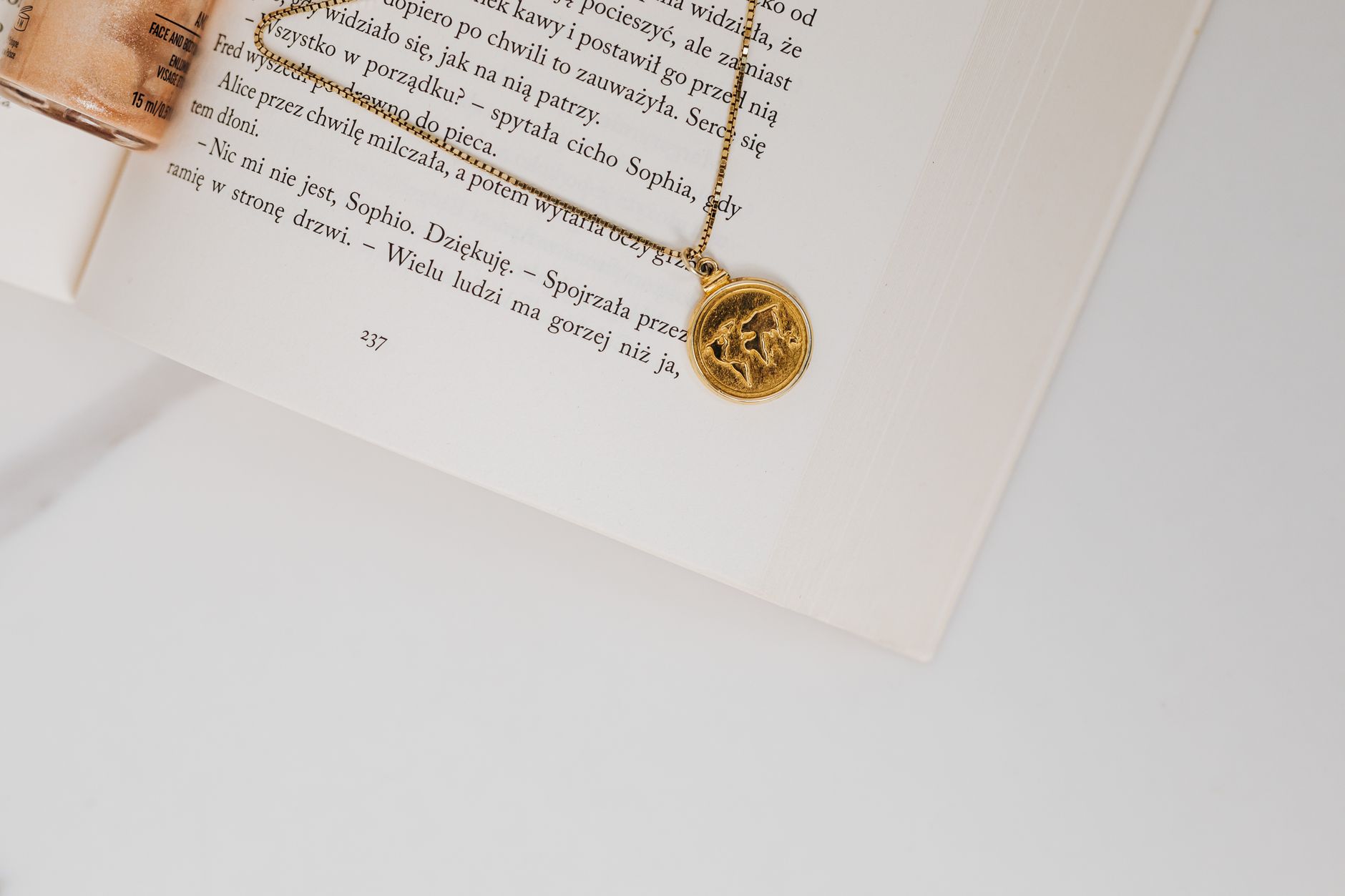 Gold in Indiana: A Look at the Book and Its Relevance to Lab-Grown Diamonds