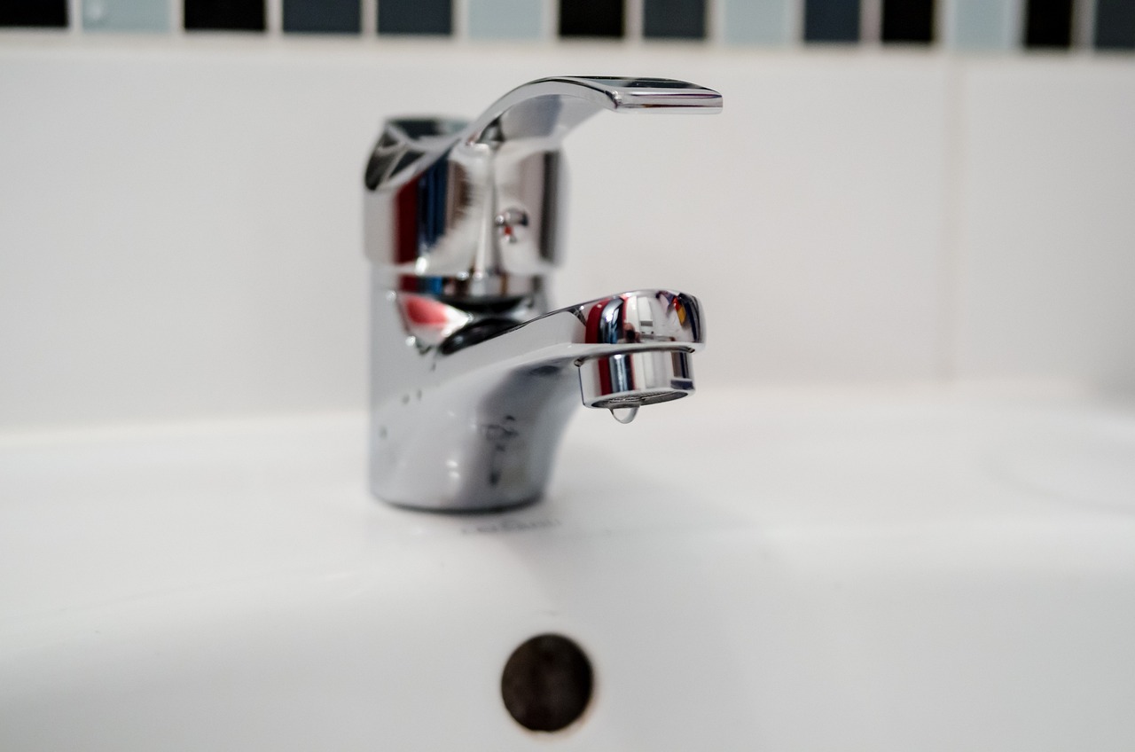 Times You Should Call a Plumber