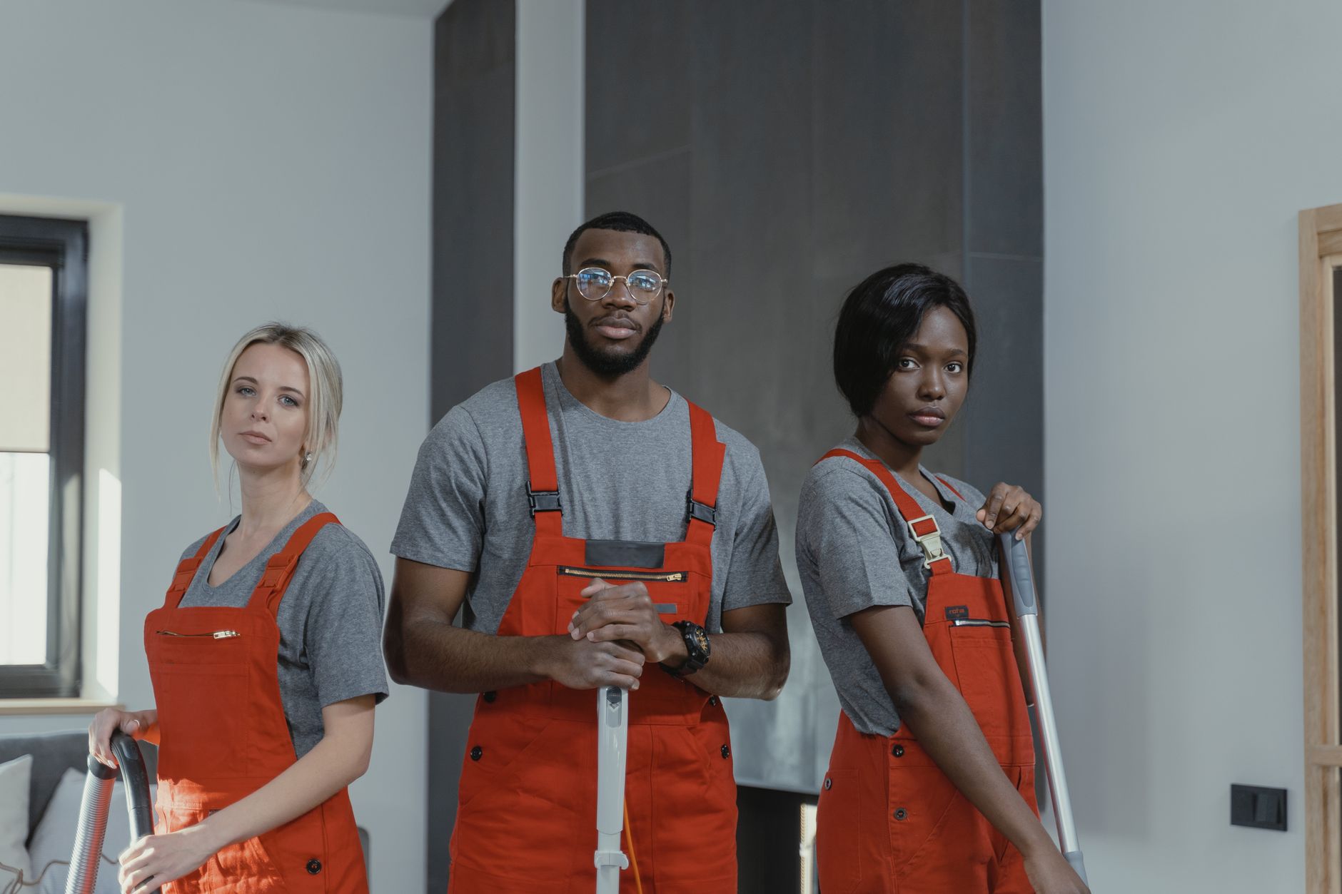 Important Factors to Consider Before Hiring a Cleaning Service Provider&nbsp;&nbsp;