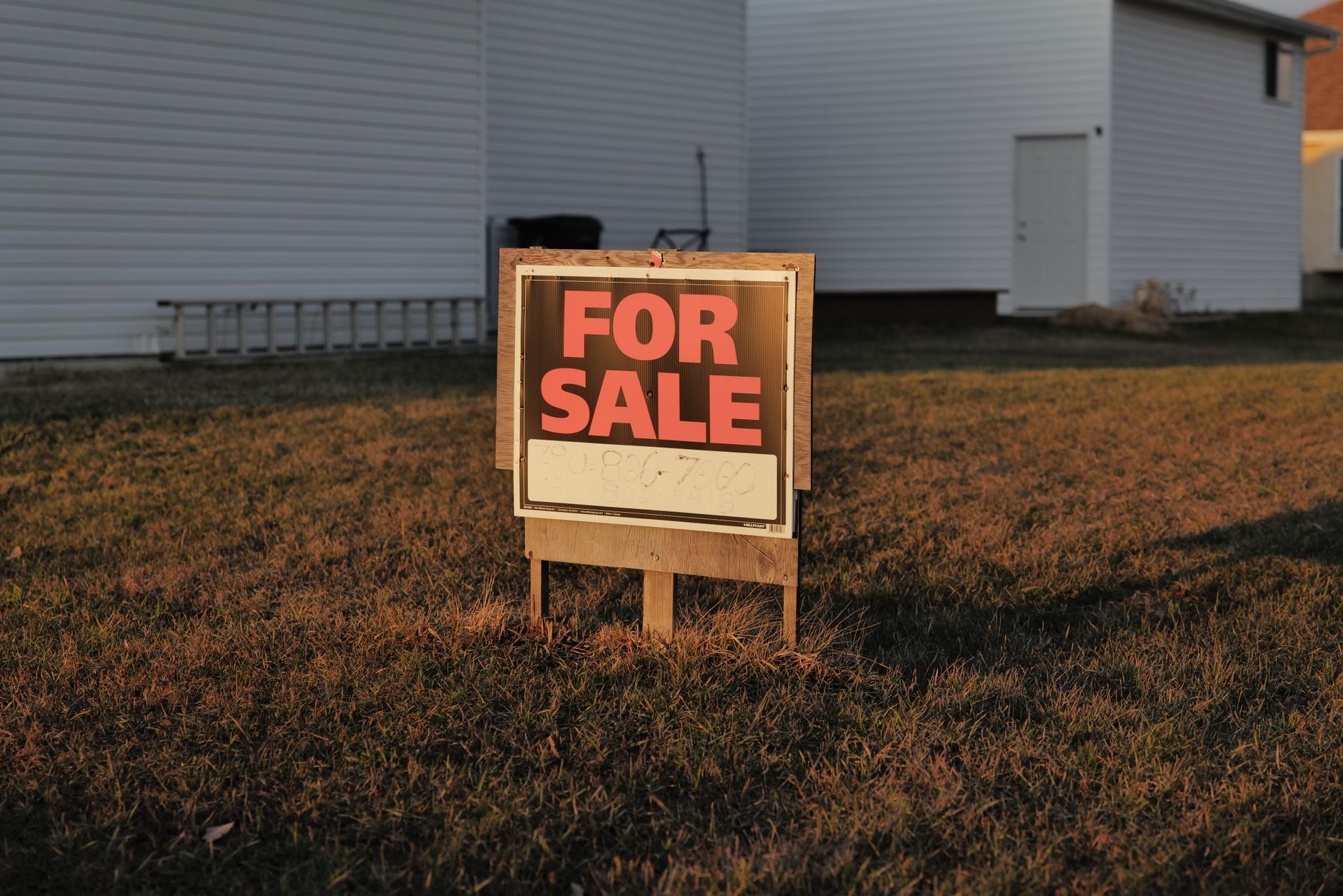 Mistakes to Avoid When Selling a House