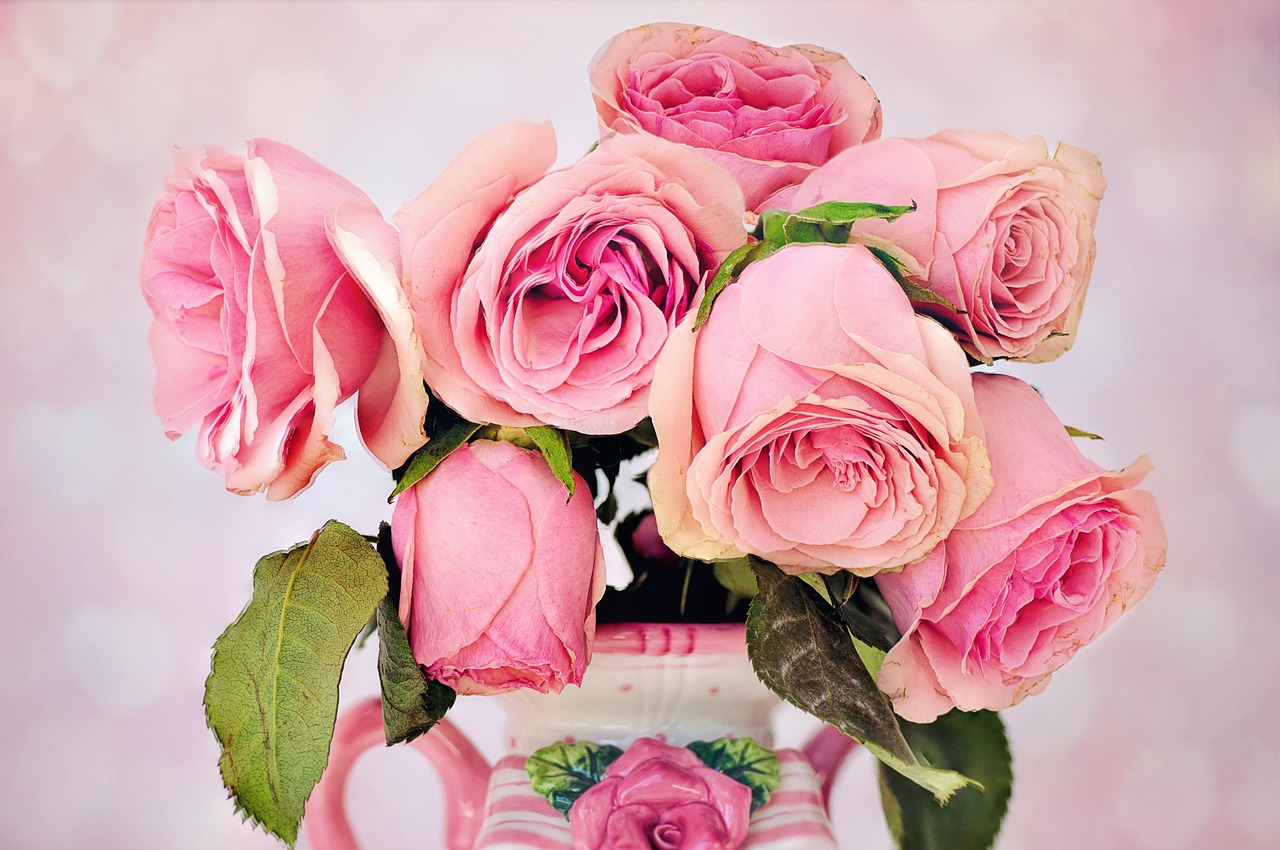 Top 5 Valentine's Week Gifts for Your Man to Pamper Him Effortlessly