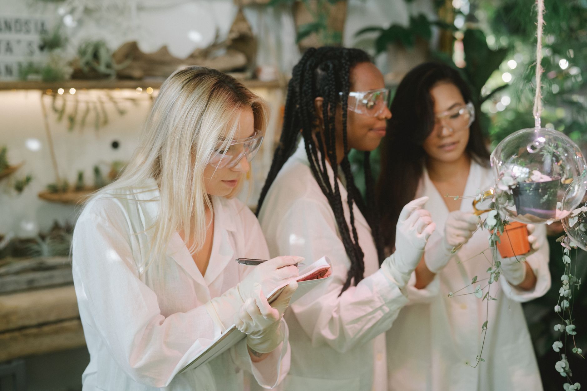 Why is Now the Perfect Time to Learn Science Courses Online?