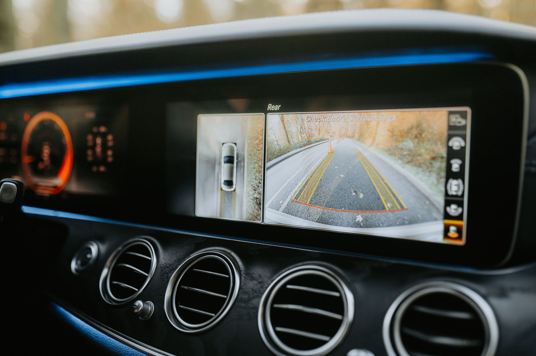 How wireless backup camera helps in decreasing car accidents?