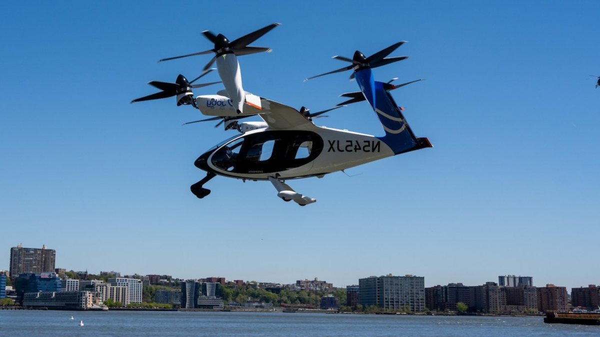 Electric Air Taxis Change Flight Paths Electric Air Taxis Change Flight Paths - electric air taxis