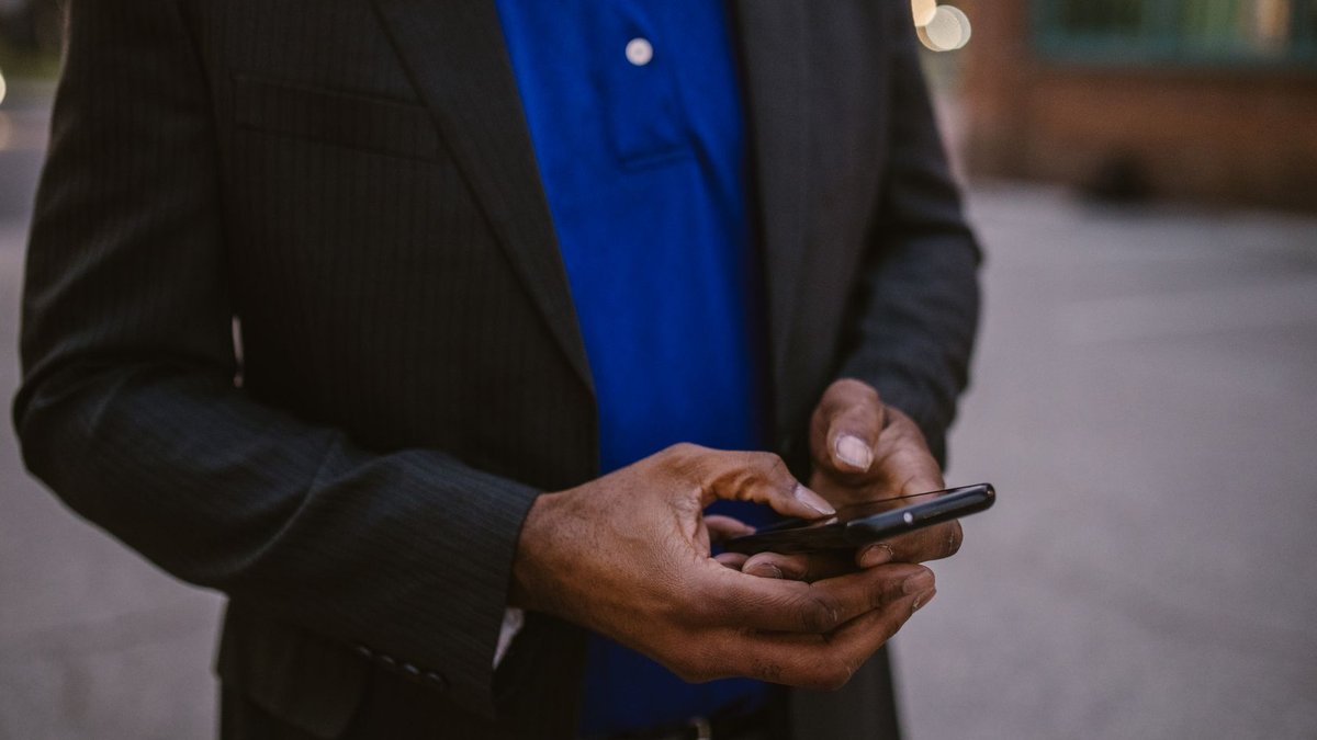 Firms Focus on Digital Customer Loyalty Firms Focus on Digital Customer Loyalty - digital loyalty