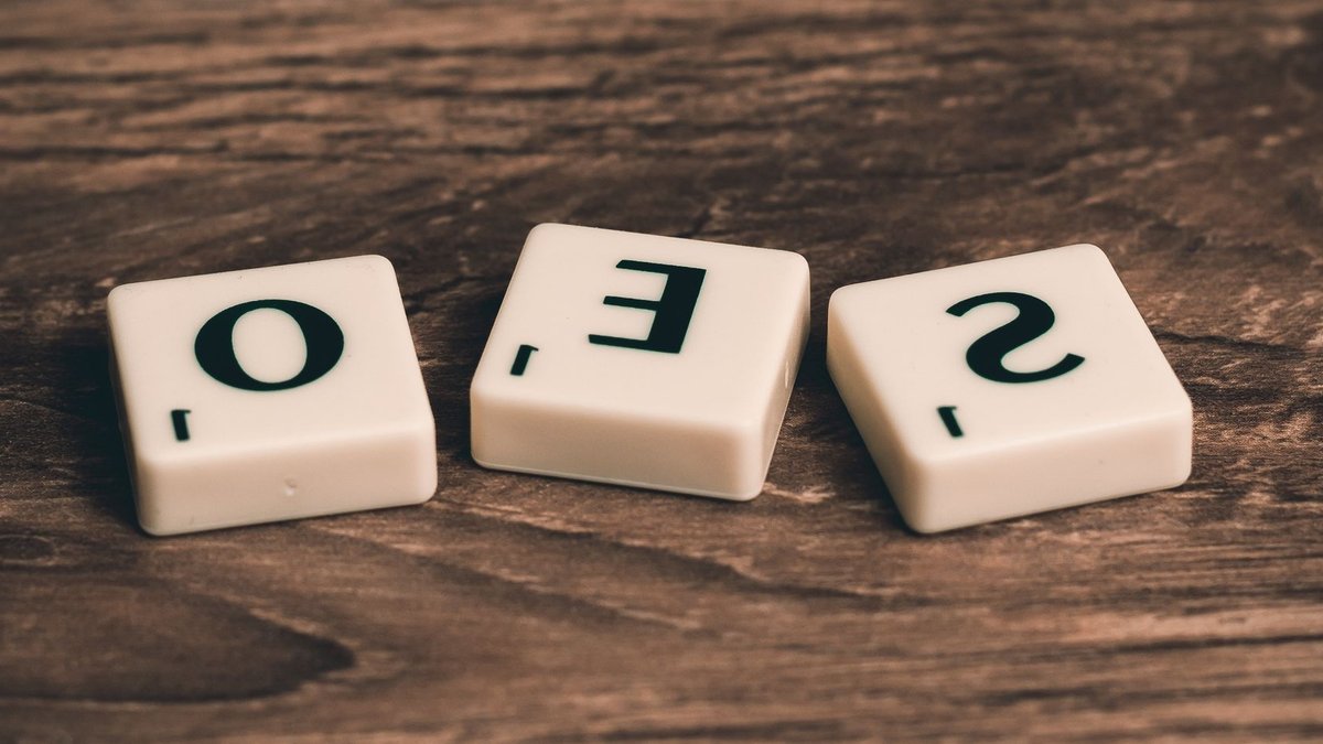 Websites tailor content with cookies Websites tailor content with cookies - website cookies
