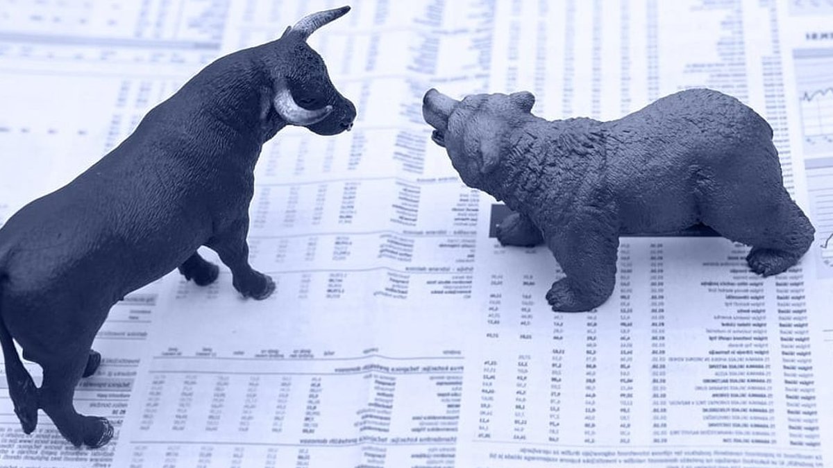 Sensex Falls 490 Points Ending Rally - sensex falls