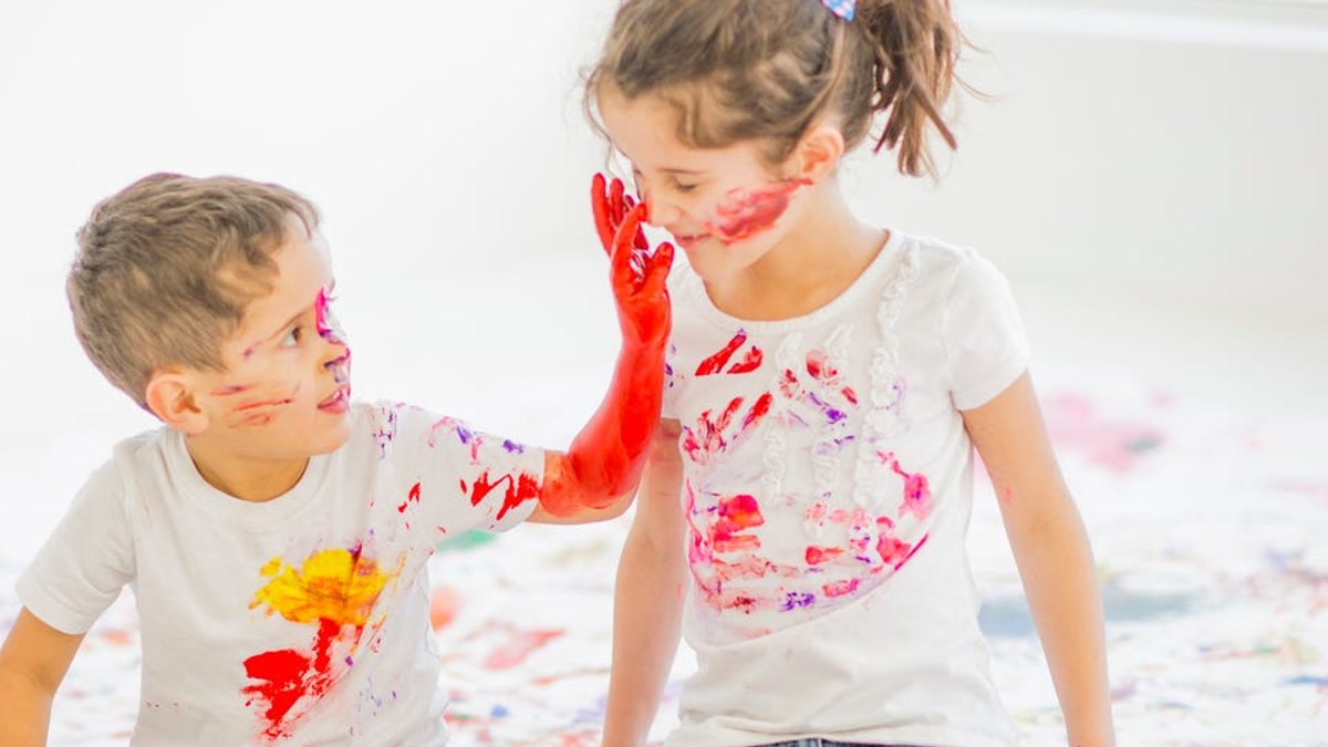 Easy fixes for paint-stained clothes Easy fixes for paint-stained clothes - paint stains