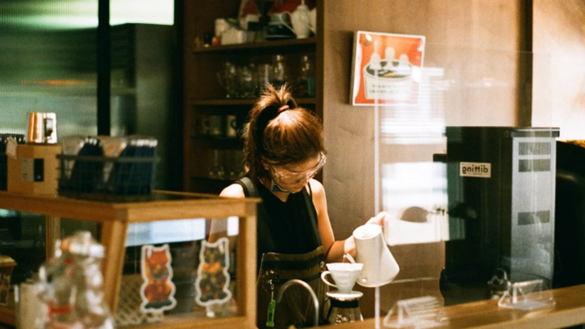 Cafés and takeaways shutting faster than other firms - cafe closures