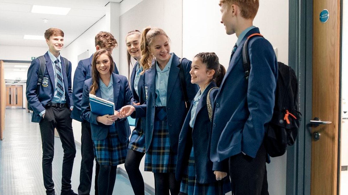 Rich parents reject costly school fees Rich parents reject costly school fees - private school