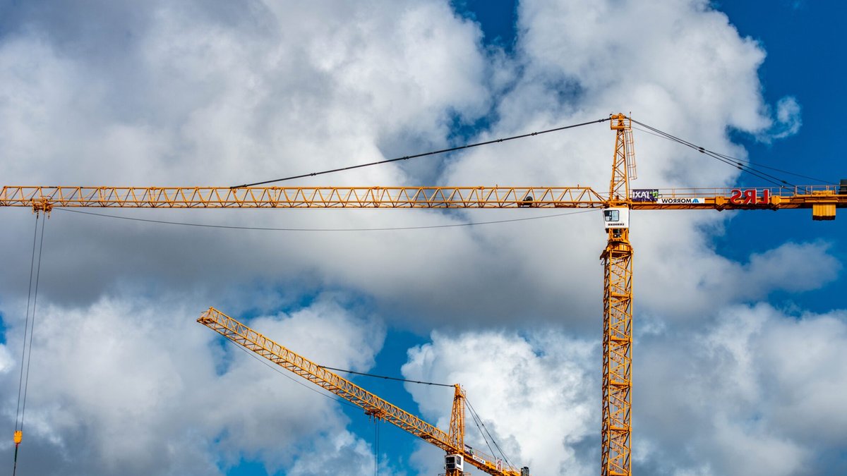 New home buyers choose commuter counties over London - new home buyers