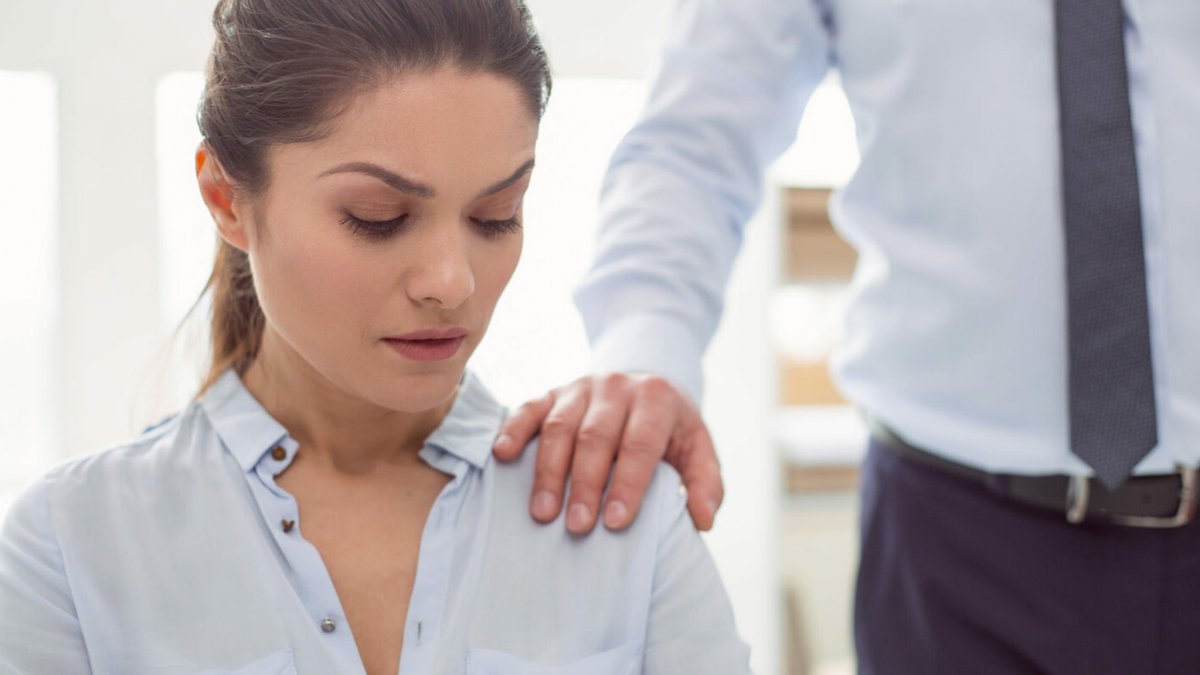 How to handle sexual harassment in small businesses How to handle sexual harassment in small businesses - sexual harassment small businesses