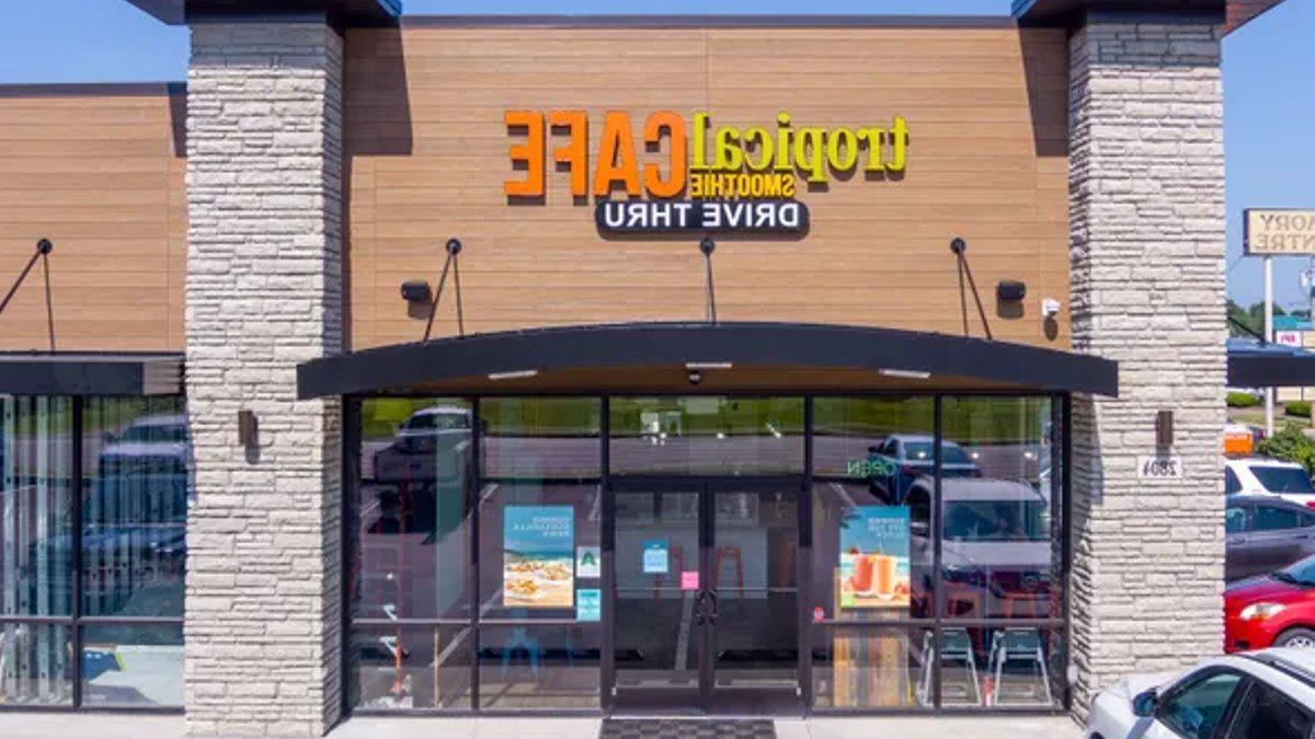 Tropical Smoothie Cafe Prioritizes Customer Experience - customer experience