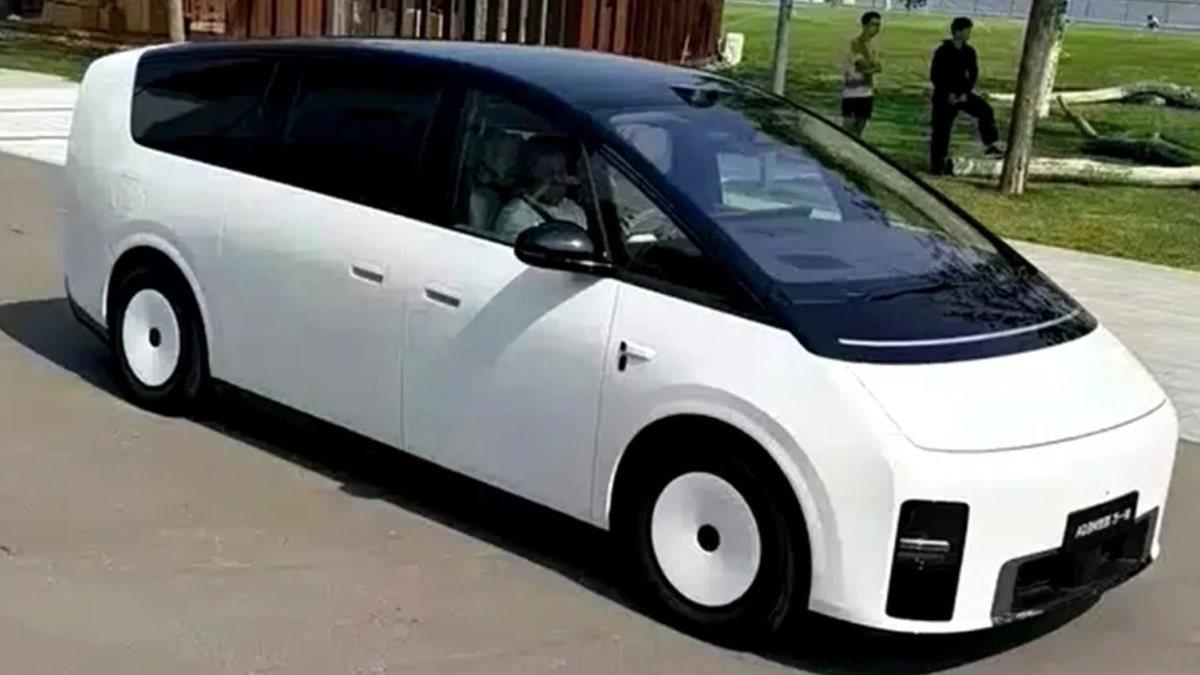 China’s quirky electric minivan gets fresh update - electric minivan