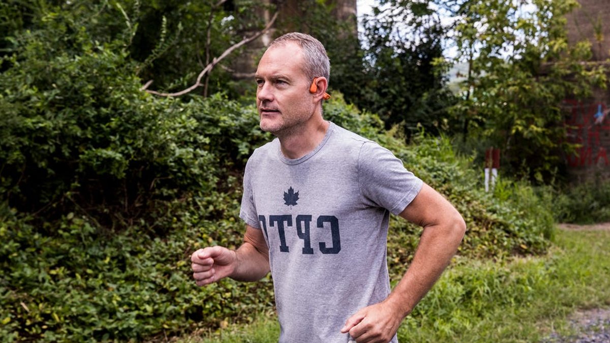 Top Headphones for Runners This Season Top Headphones for Runners This Season - runners headphones