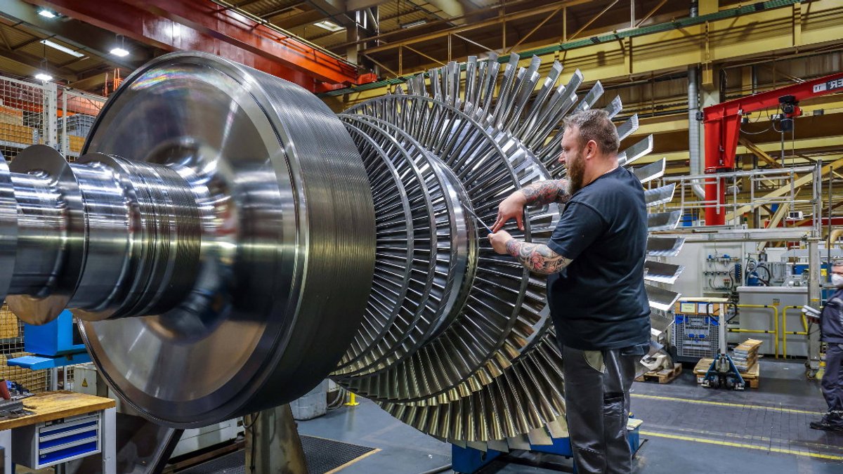 German electrical exports rise nearly 10% first half