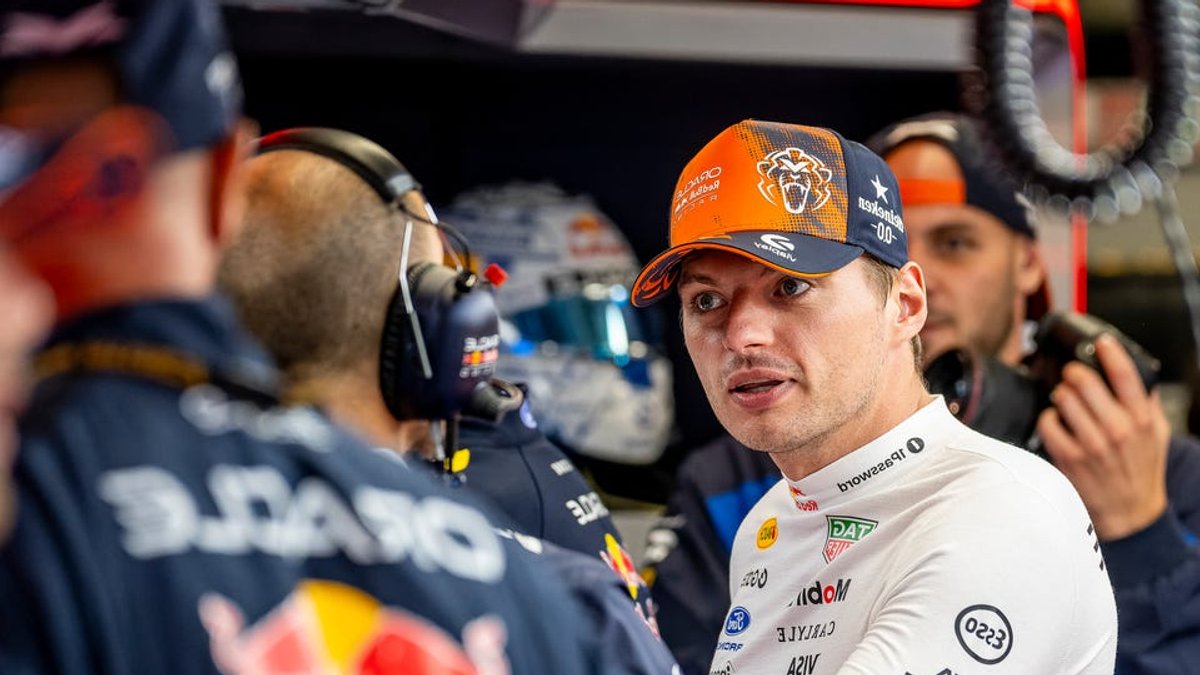 Verstappen crashes out as Red Bull struggles at home Verstappen crashes out as Red Bull struggles at home - red bull struggles
