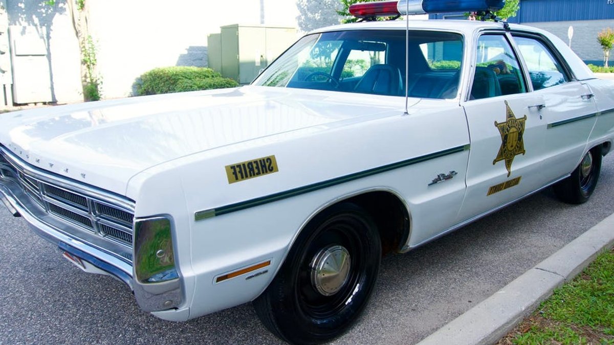 Plymouth Fury police car up for auction - plymouth fury