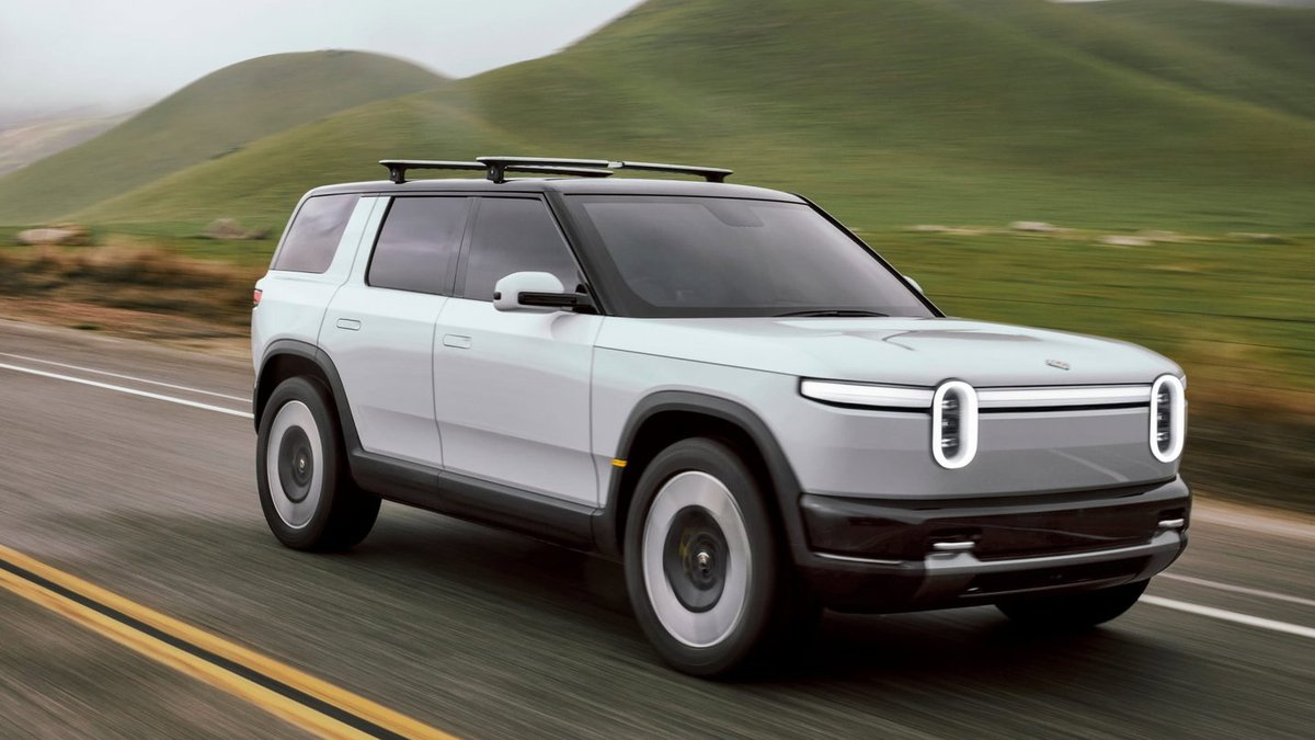 Rivian’s UK launch brings electric truck competition - electric truck