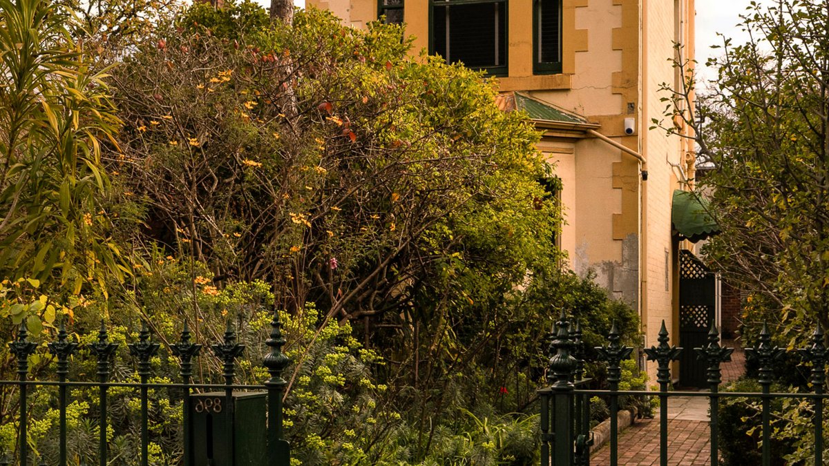 Melbourne Home from 1868 for Sale - heritage home