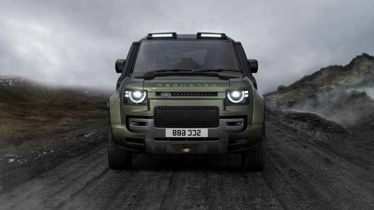 Land Rover delays electric Defender by two years - electric defender