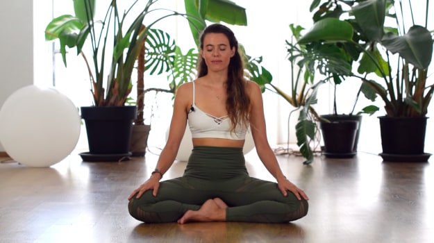 Encuentra tu esterilla de yoga — Irene Alda
