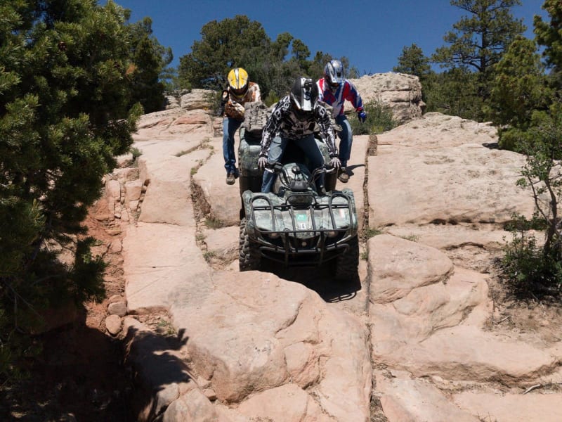 Red Mountain Moonshine Arch