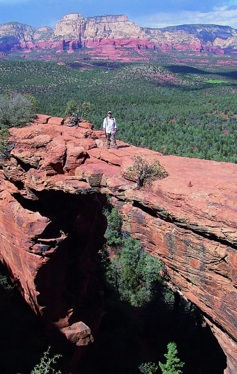 Devil’s Bridge, Van Deren Cabin