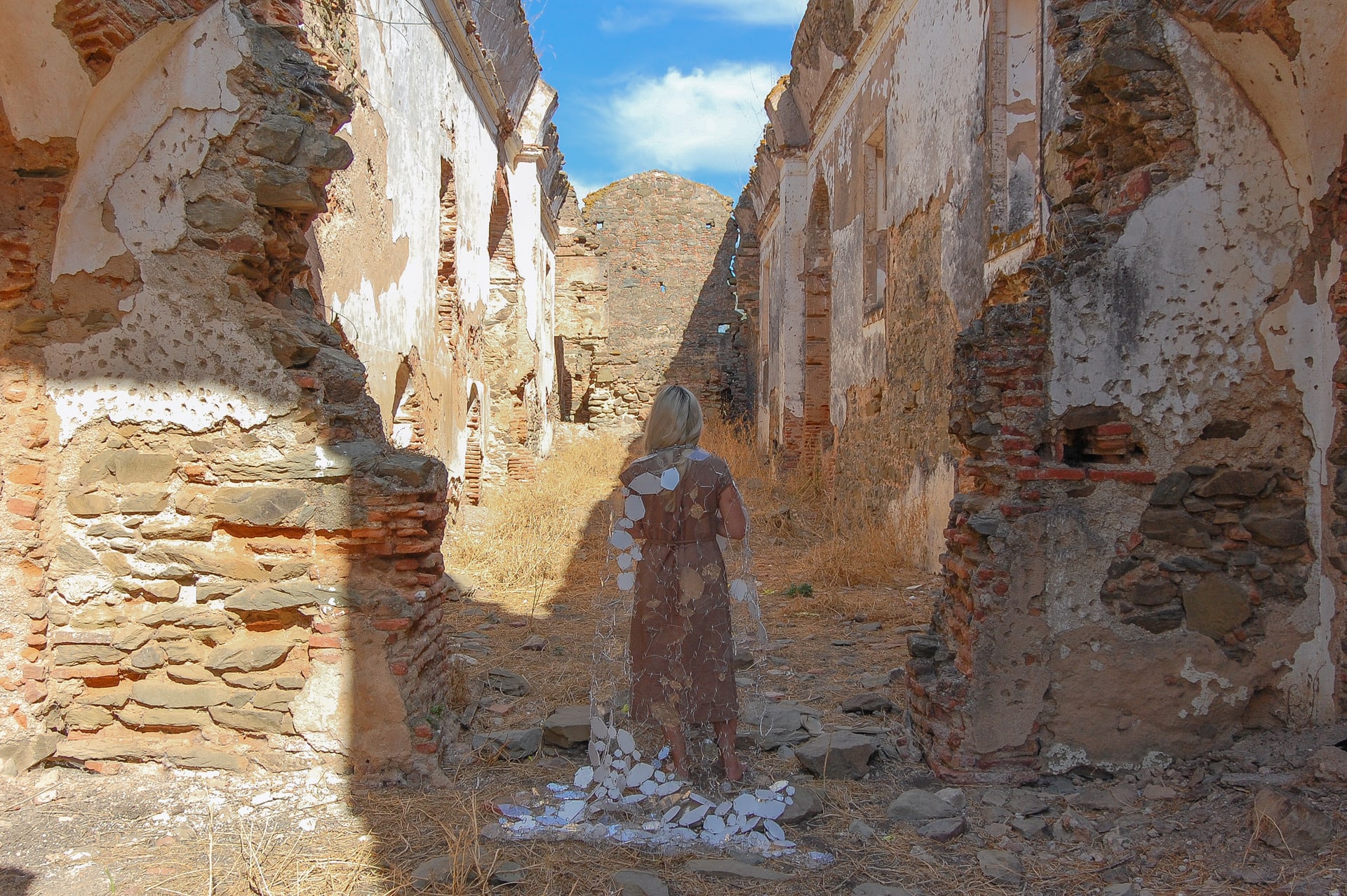 Performance at the convent ruins in Messejana, Portugal | 2022