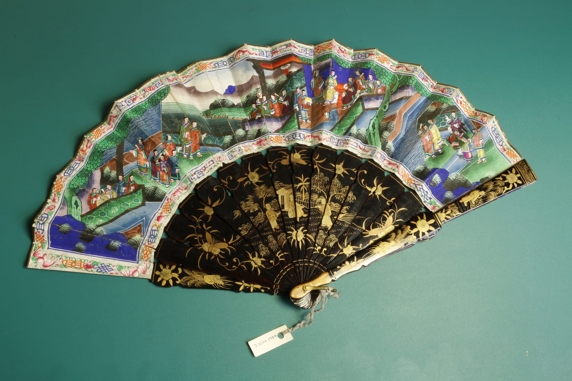 Fan belonging to Julia Neilson (S.1226&A-1984) , ca.1900, V&A Museum