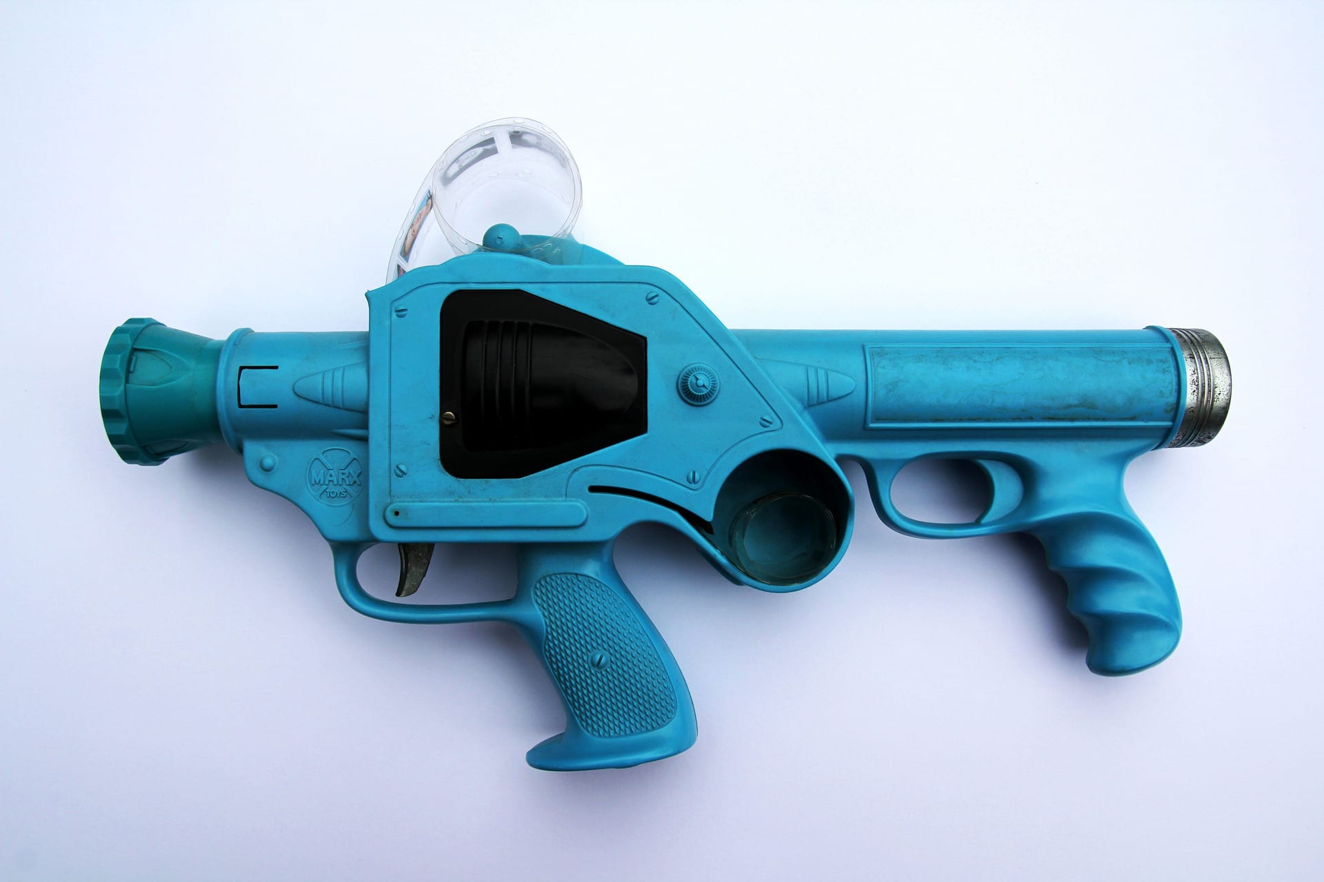 Toy gun projector