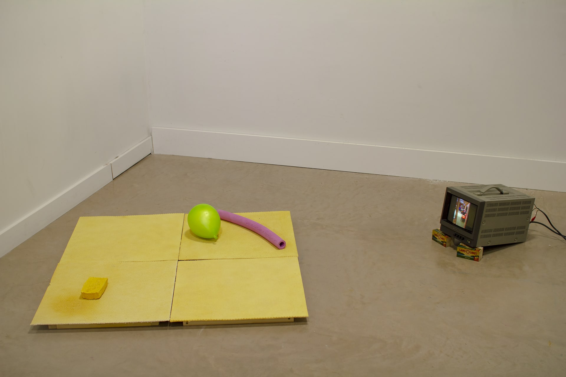 cast carpet tiles with cast objects, tv monitor