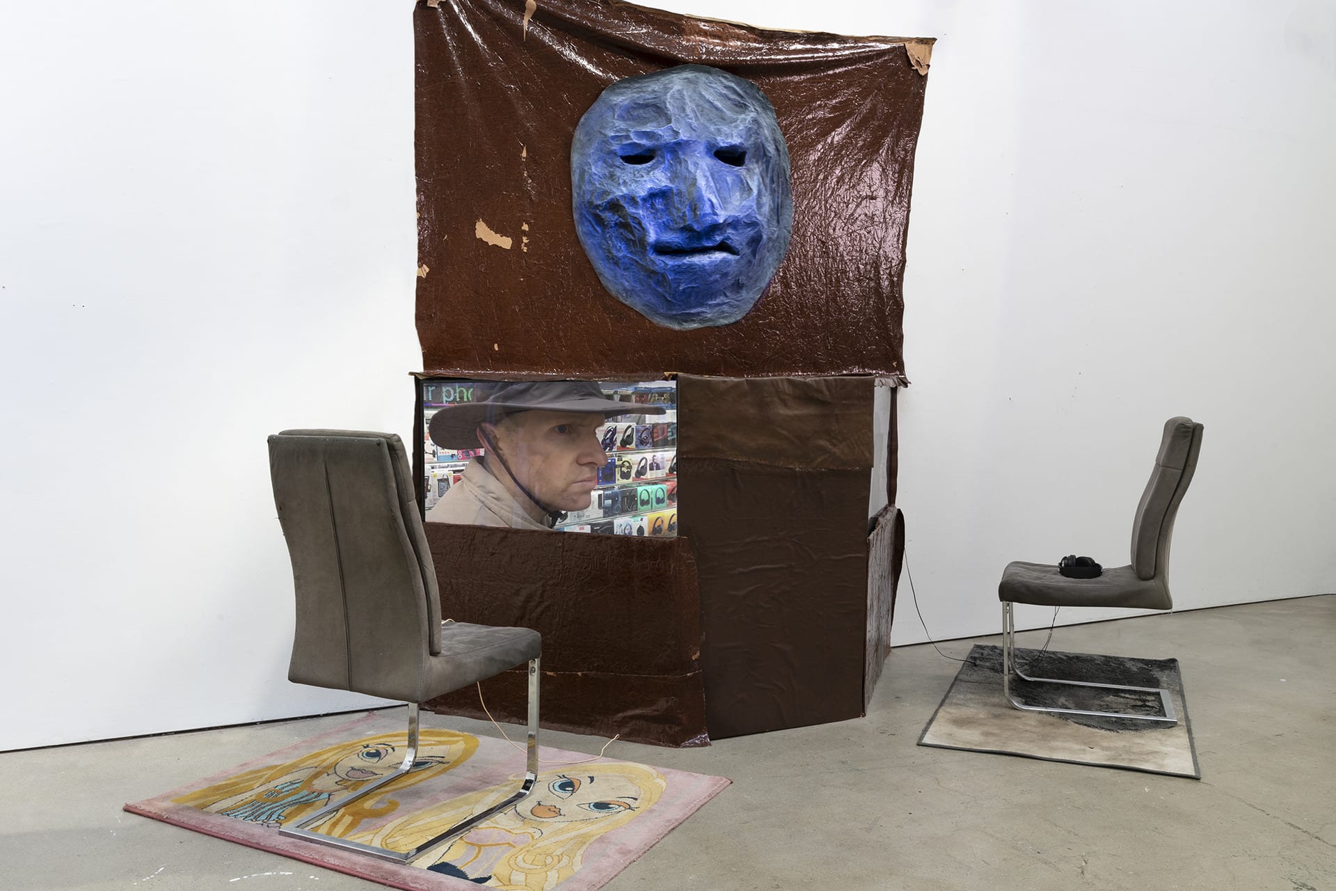 side view of installation 