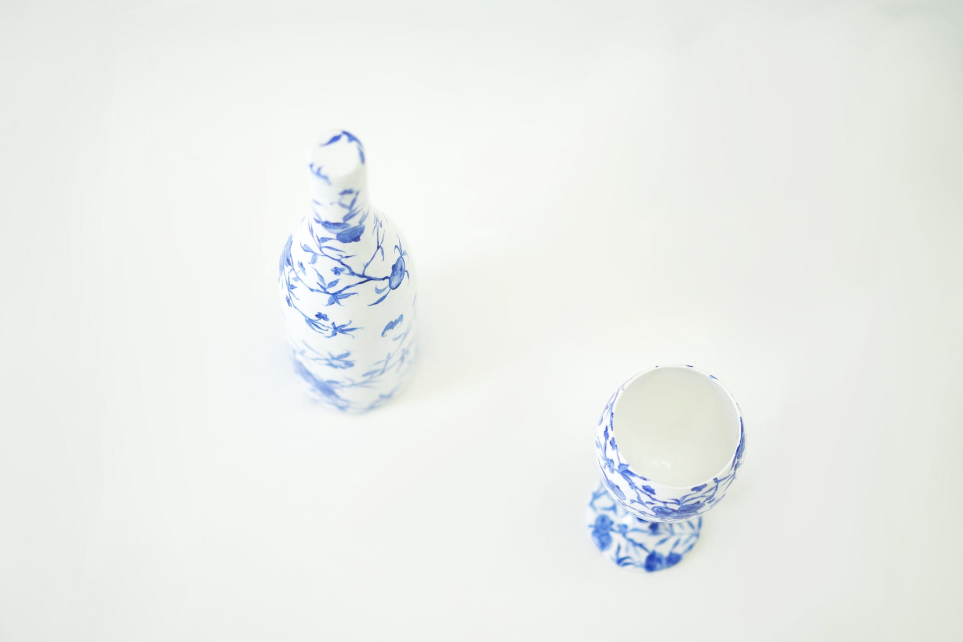 Contemporary jewelry, blue and white porcelain