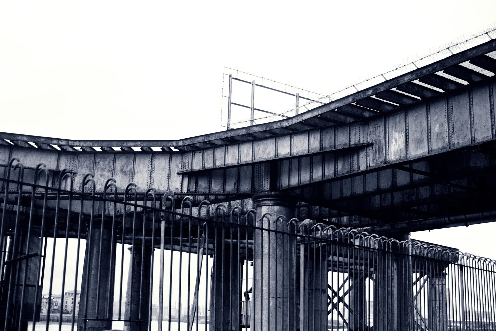 Hidden Walkway | Digital Photography