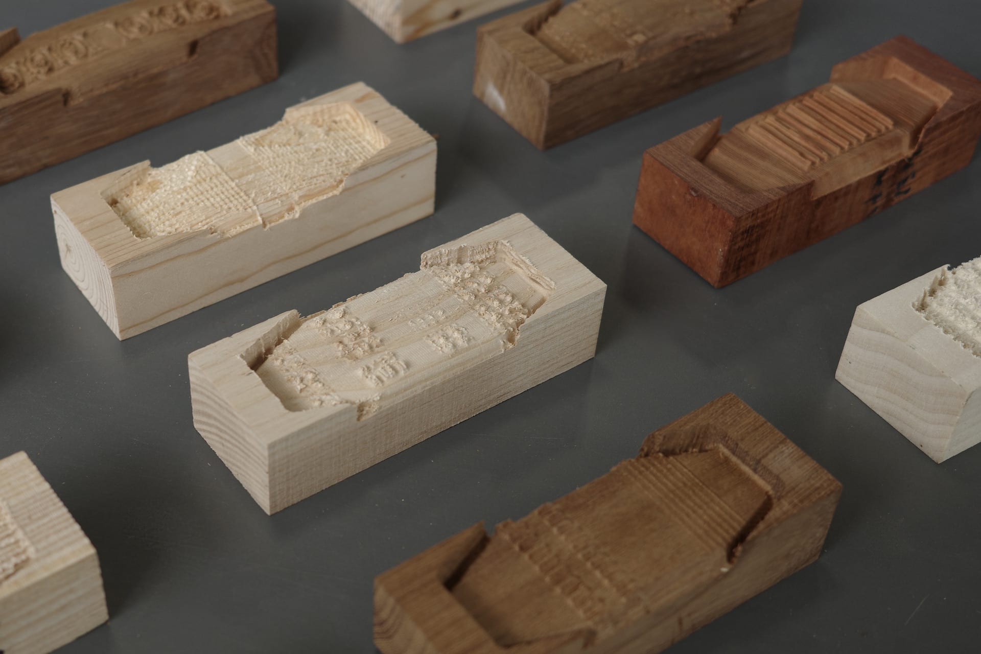 Wood samples with textures 