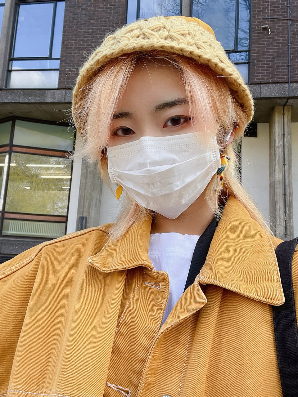 Jingyi Dong