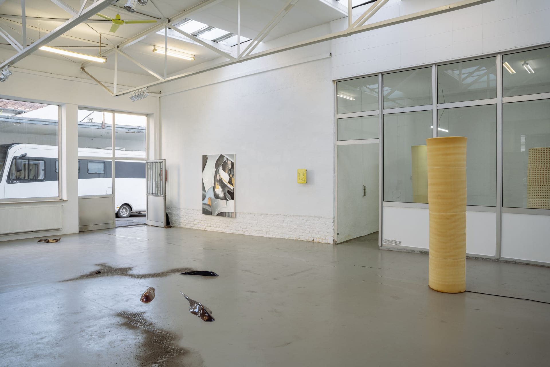 Exhibition view: LEASING VOL.1, Groupshow, project room Autohaus, Kassel (DE), 2021