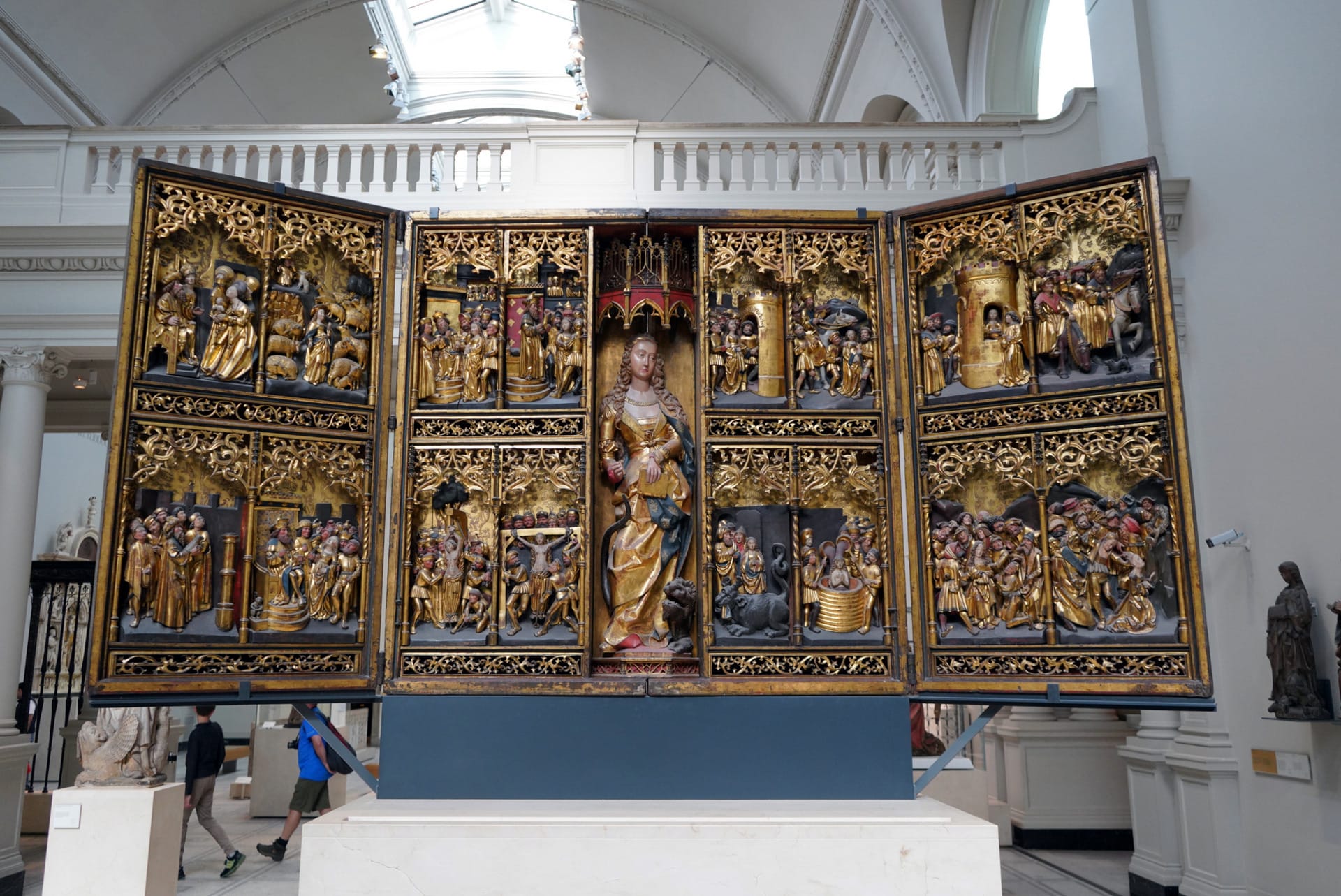 v&a altarpiece