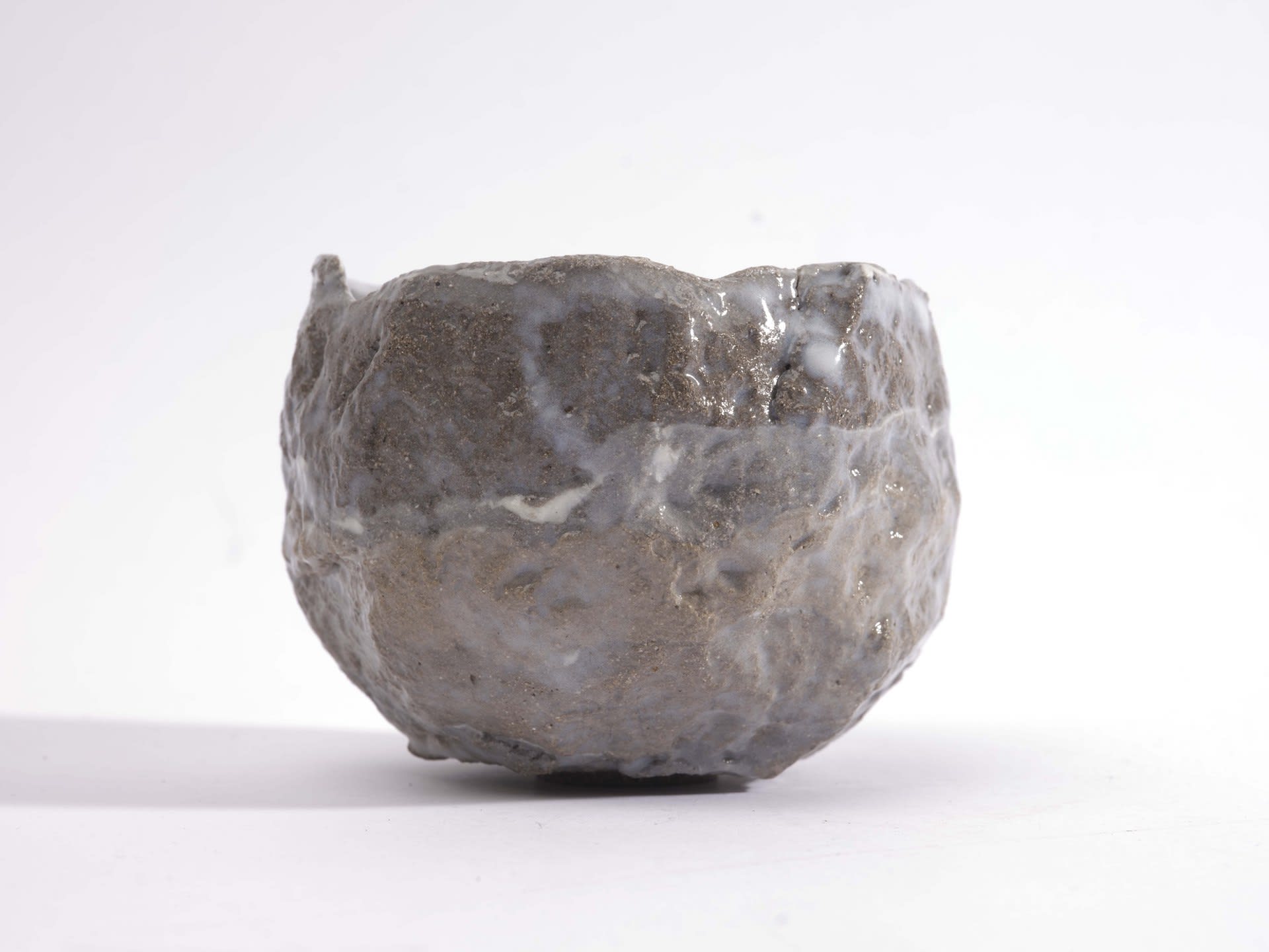 ‘Grey layered rock’ tea bowl, 2021