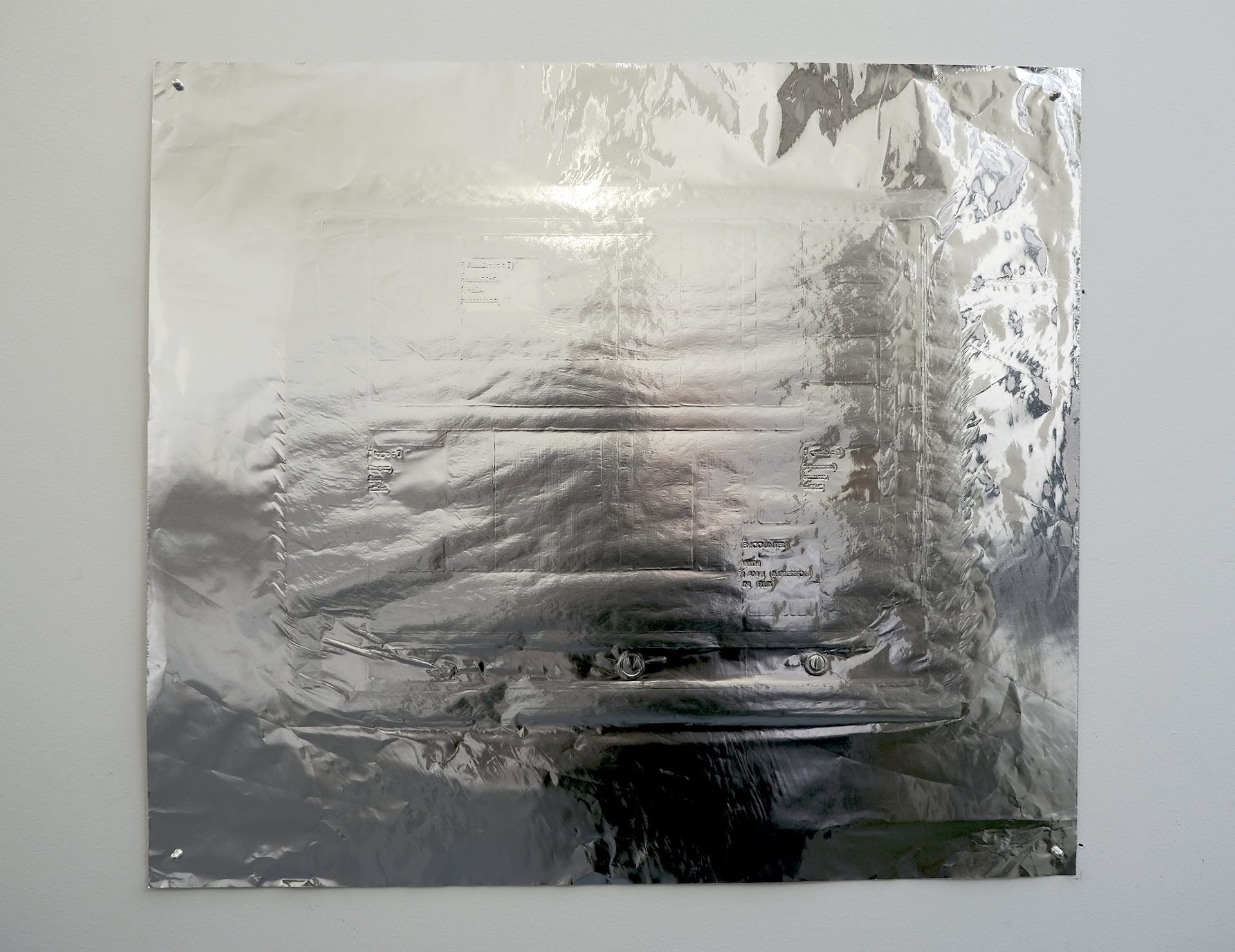 Encounter with (an) Impression in Flux: Mist, varnish, aluminium foil