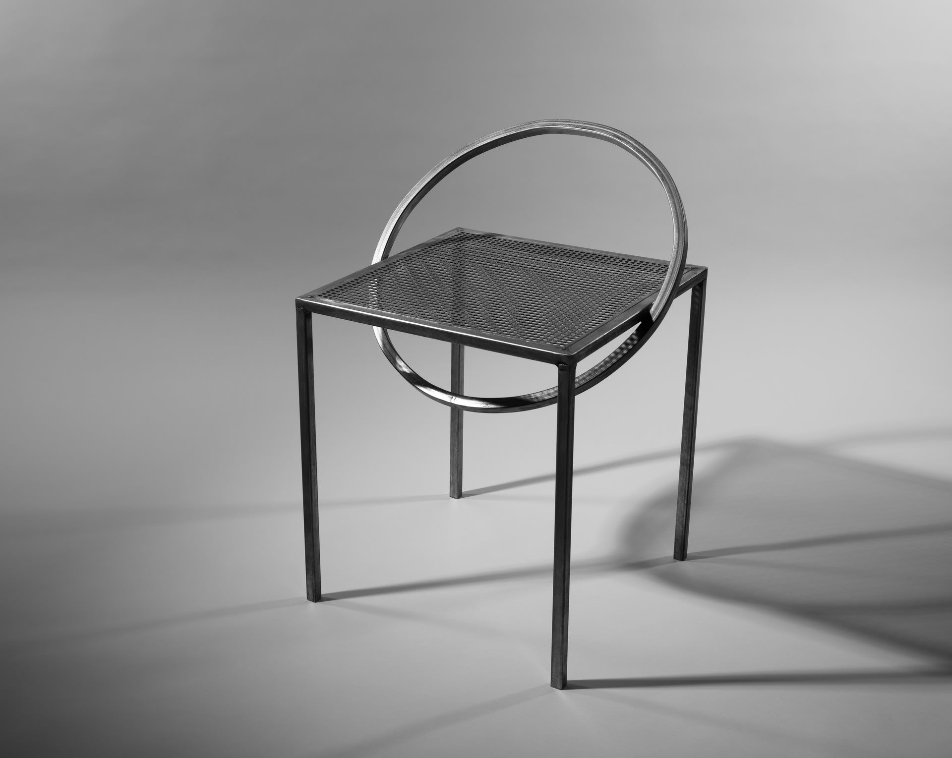 black and white picture of the halo chair. 