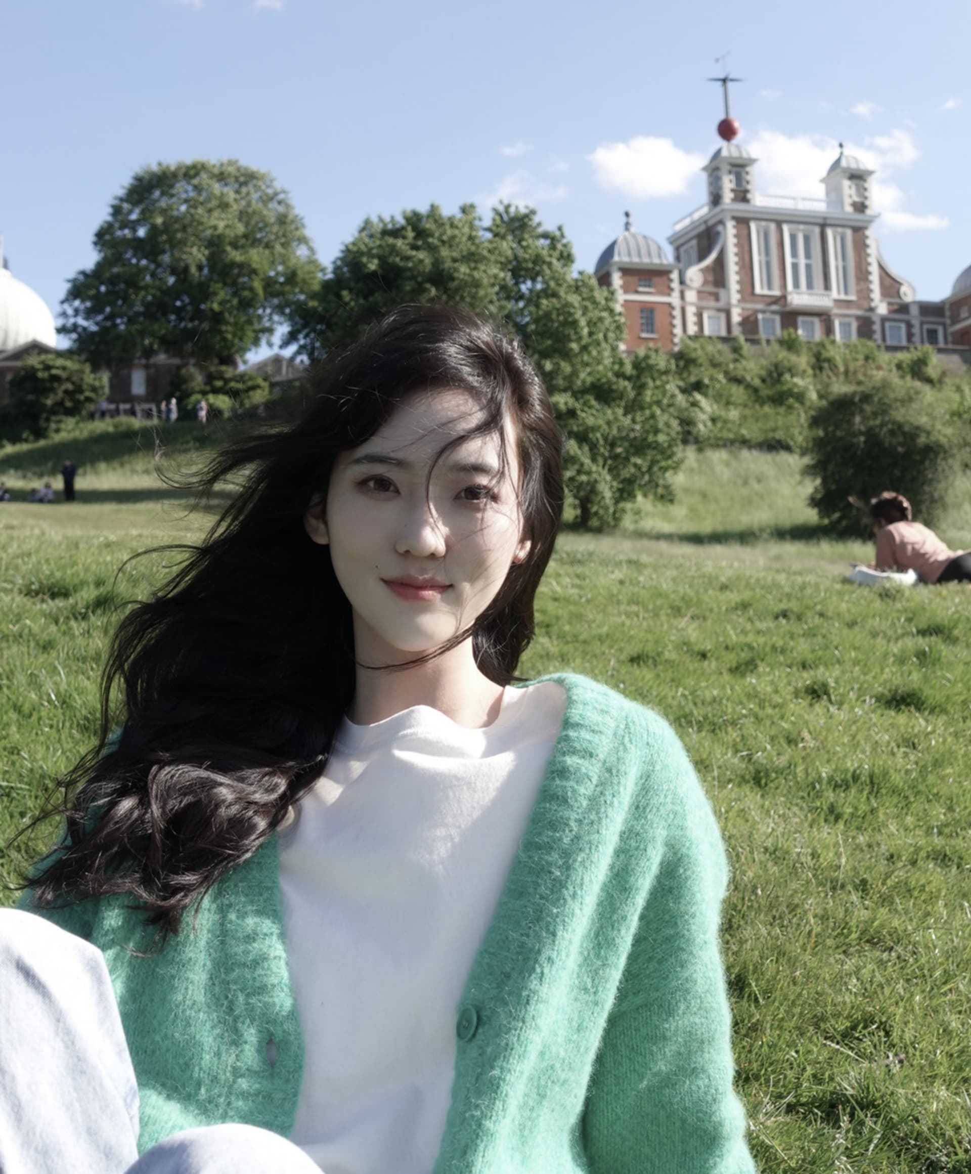 A Girl Who Enjoys Strolling in the Park.