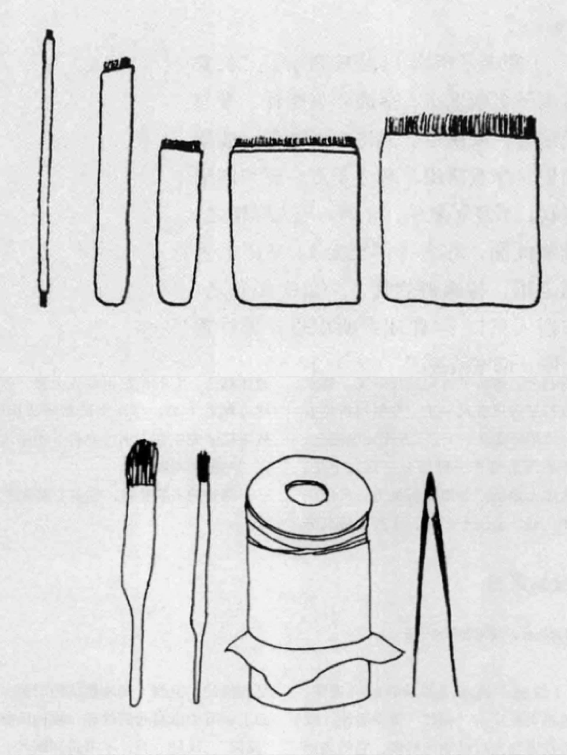 Brushing tools for lacquer and tools for the gold paint