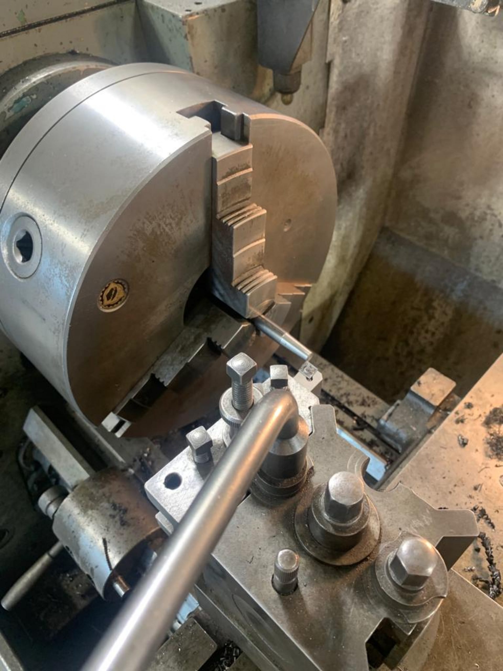 Metal lathe