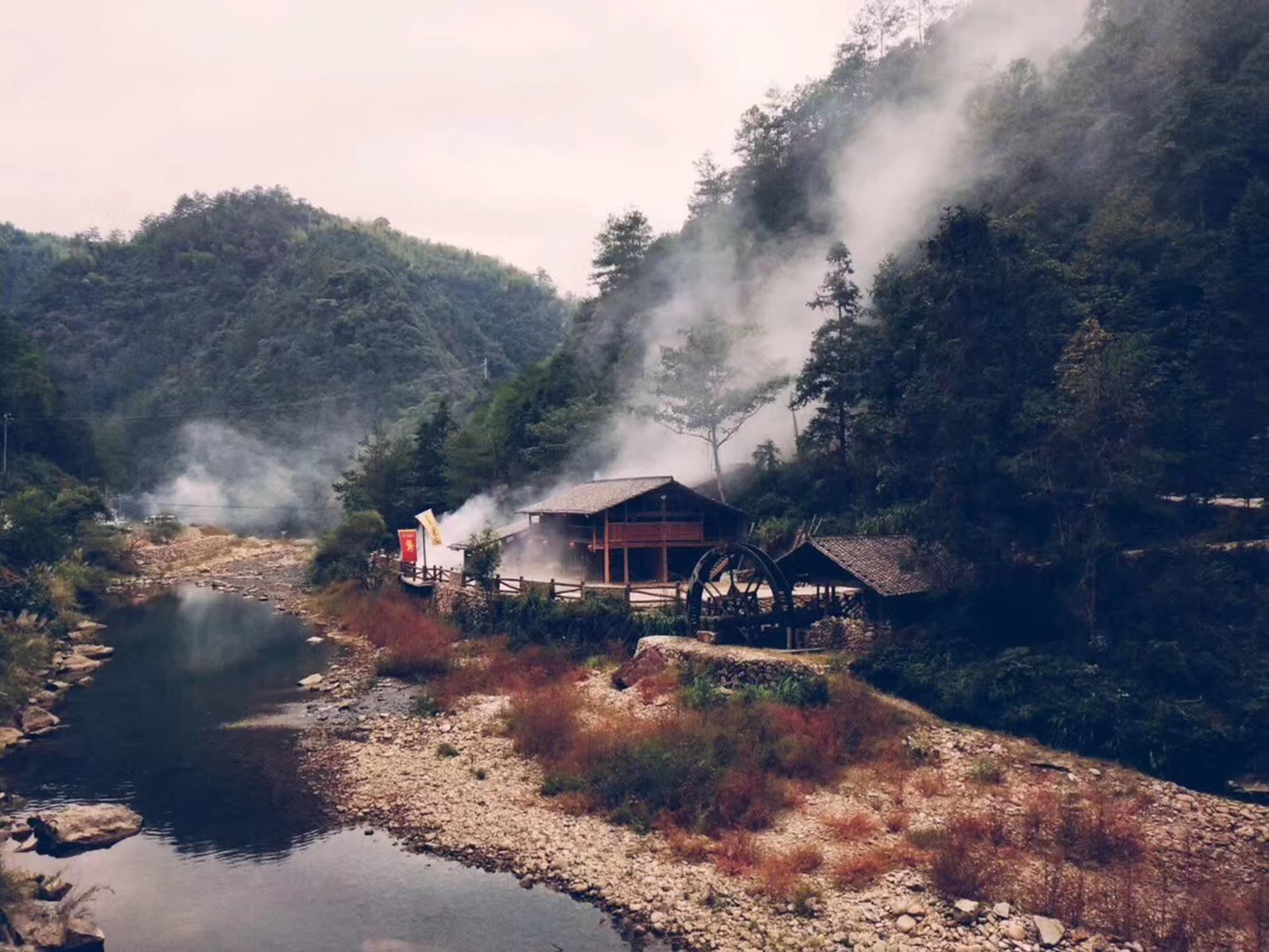 Dragon kiln in Longquan