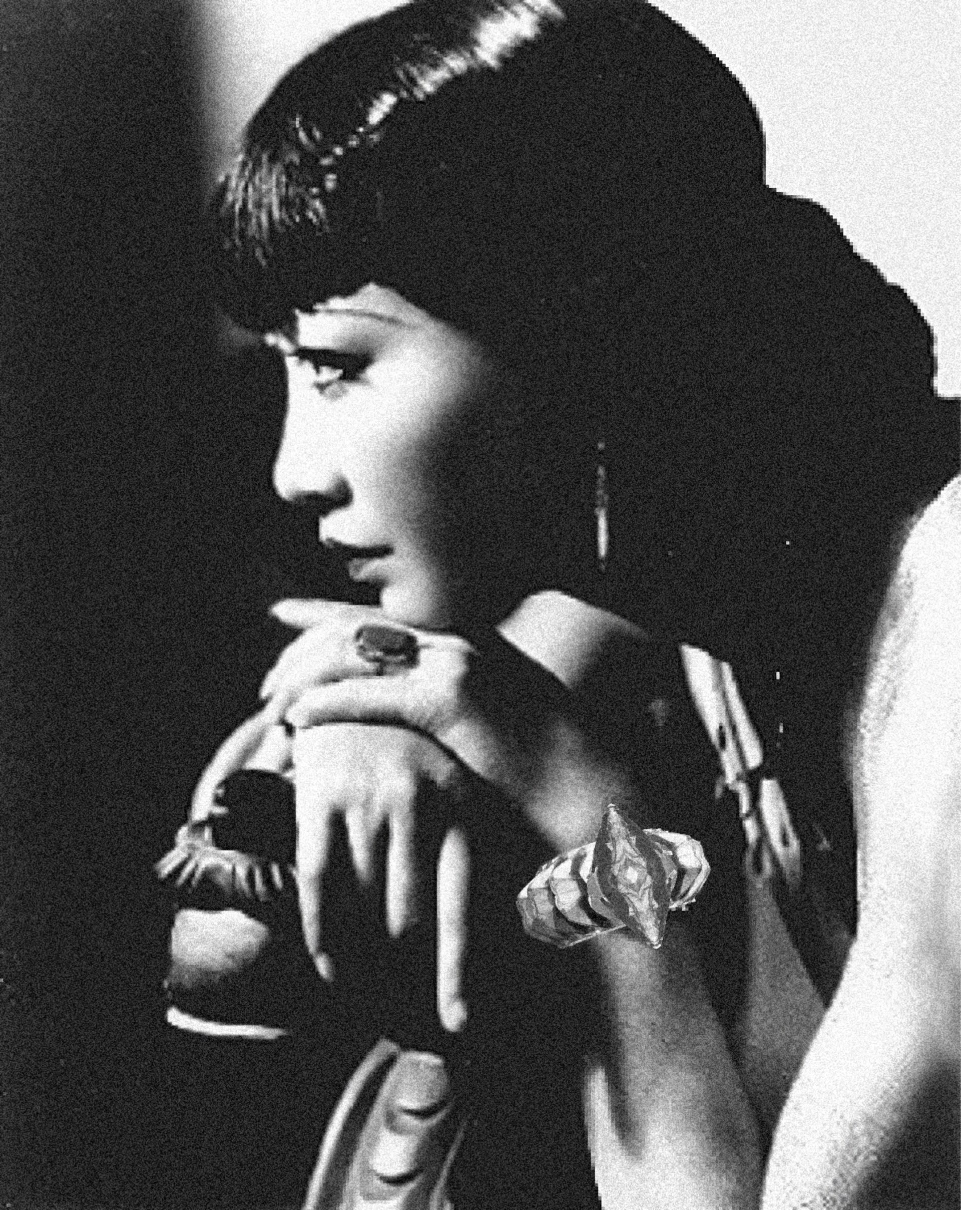 Anna May Wong featured in Aqua Momentum