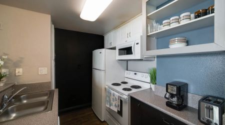 Private shower/Longterm/Decent B&B