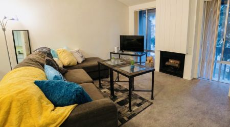 Private shower/Longterm/Decent B&B