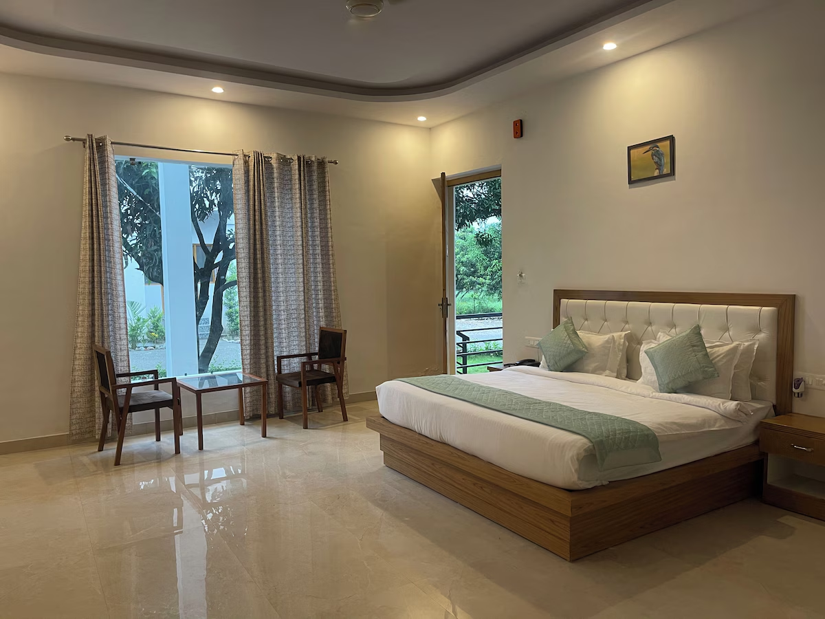 THE WHITE OAK CORBETT SPA & RESORT